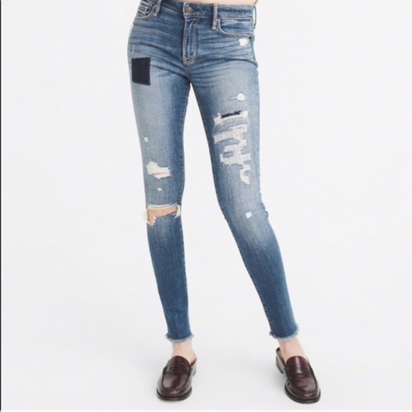 Abercrombie & Fitch Low Rise Super Skinny Jeans!! - Picture 4 of 8